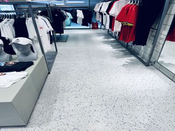 廈門阿迪達(dá)斯BC店